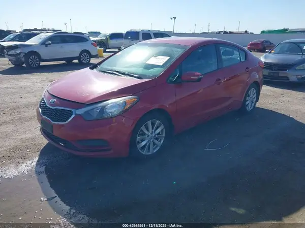 KNAFX4A66G5571681 2016 KIA FORTE - Image 2