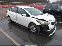 KNAFX4A66G5575262 2016 KIA FORTE
