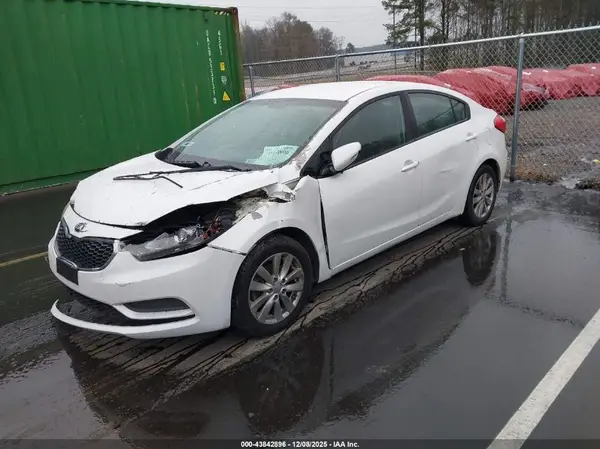 KNAFX4A66G5575262 2016 KIA FORTE - Image 2