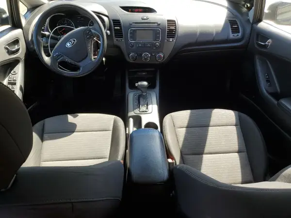 KNAFX4A66G5582258 2016 KIA FORTE - Image 8