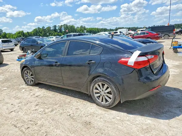 KNAFX4A66G5595673 2016 KIA FORTE - Image 2