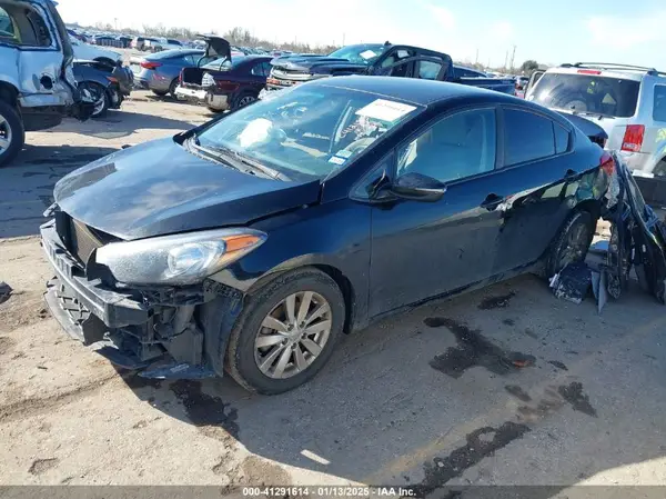 KNAFX4A66G5604324 2016 KIA FORTE - Image 2