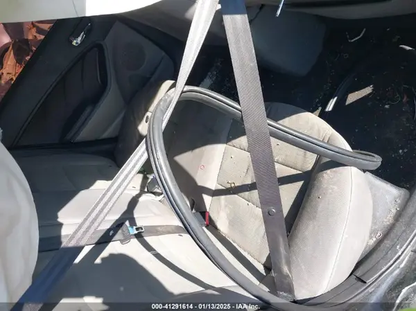 KNAFX4A66G5604324 2016 KIA FORTE - Image 8