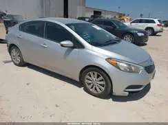 KNAFX4A66G5607871 2016 KIA FORTE