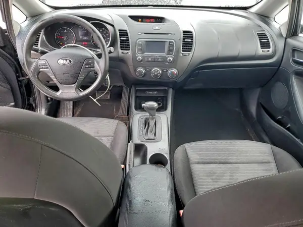 KNAFX4A66G5609877 2016 KIA FORTE - Image 8