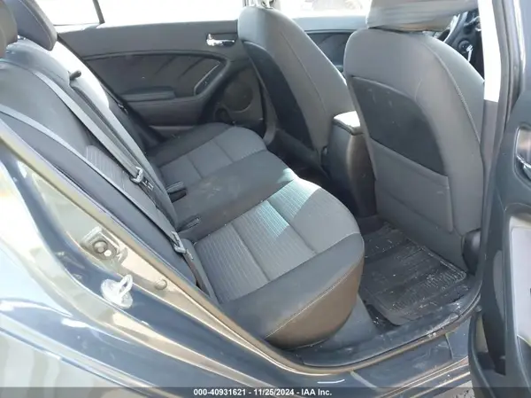 KNAFX4A67G5443059 2016 KIA FORTE - Image 8