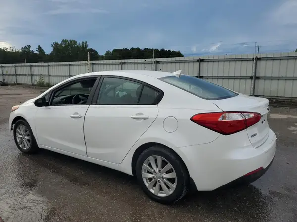 KNAFX4A67G5443465 2016 KIA FORTE - Image 2