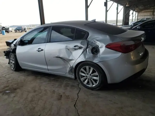 KNAFX4A67G5444311 2016 KIA FORTE - Image 2