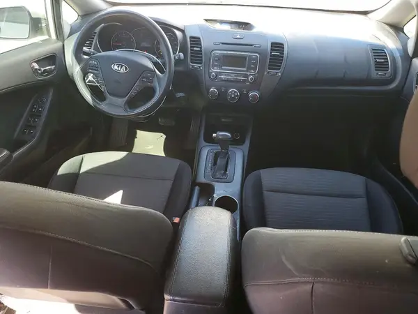 KNAFX4A67G5447211 2016 KIA FORTE - Image 8