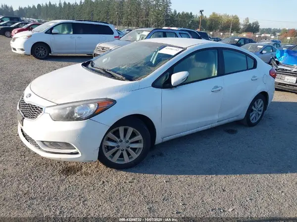 KNAFX4A67G5449945 2016 KIA FORTE - Image 2