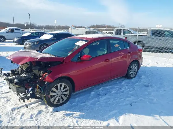 KNAFX4A67G5455289 2016 KIA FORTE - Image 2