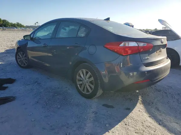KNAFX4A67G5461822 2016 KIA FORTE - Image 2