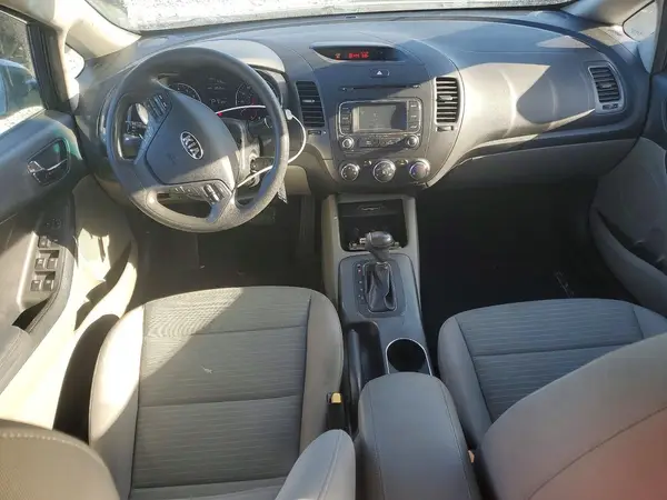 KNAFX4A67G5461822 2016 KIA FORTE - Image 8