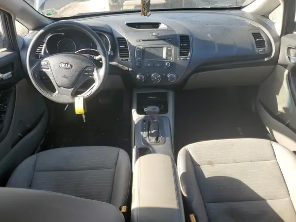 KNAFX4A67G5469645 2016 KIA FORTE - Image 8