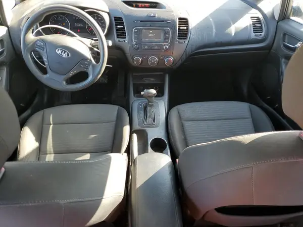 KNAFX4A67G5479771 2016 KIA FORTE - Image 8