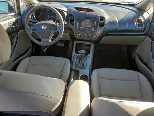 KNAFX4A67G5500473 2016 KIA FORTE - Image 8