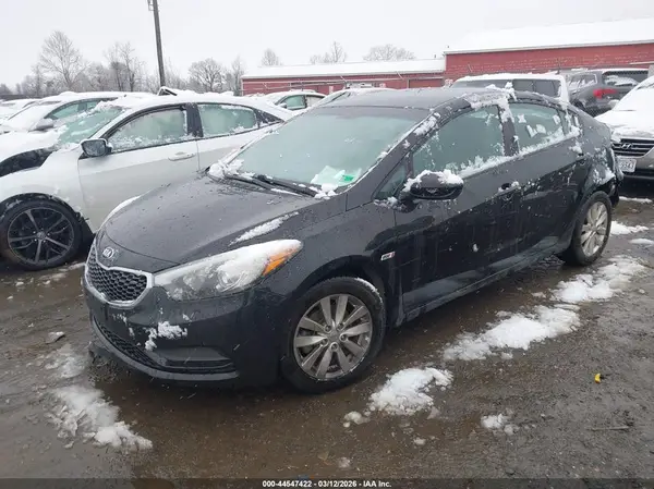 KNAFX4A67G5503566 2016 KIA FORTE - Image 2