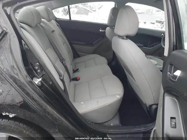 KNAFX4A67G5503566 2016 KIA FORTE - Image 8