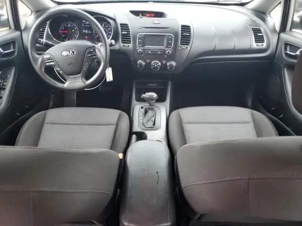 KNAFX4A67G5509223 2016 KIA FORTE - Image 8