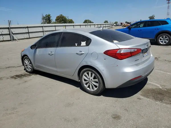 KNAFX4A67G5509299 2016 KIA FORTE - Image 2