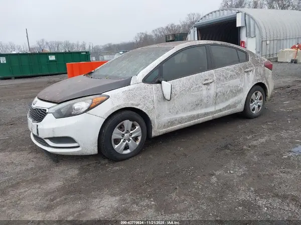 KNAFX4A67G5515152 2016 KIA FORTE - Image 2