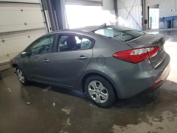 KNAFX4A67G5533151 2016 KIA FORTE - Image 2