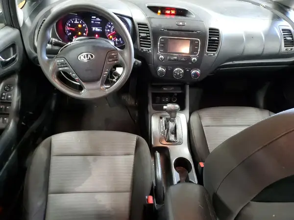 KNAFX4A67G5533151 2016 KIA FORTE - Image 8