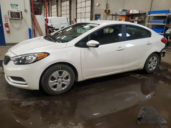KNAFX4A67G5549818 2016 KIA FORTE - Image 1