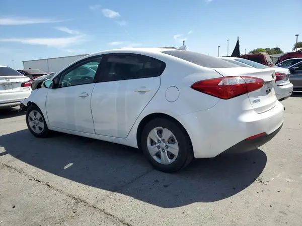 KNAFX4A67G5550239 2016 KIA FORTE - Image 2
