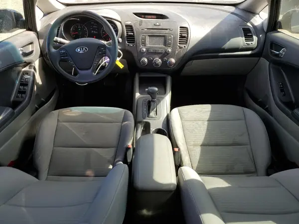 KNAFX4A67G5551455 2016 KIA FORTE - Image 8