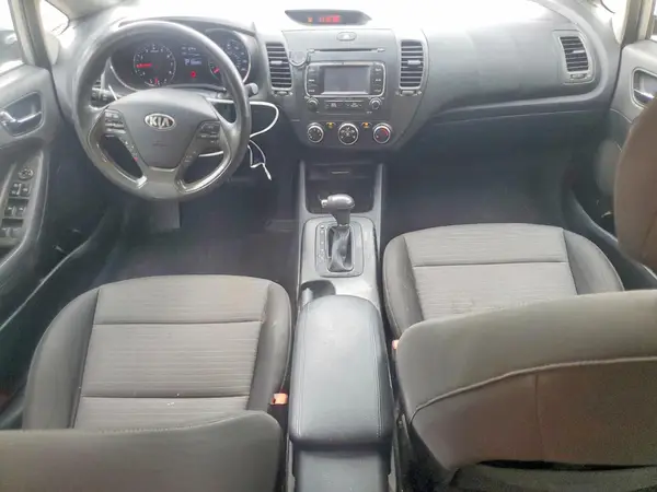 KNAFX4A67G5551570 2016 KIA FORTE - Image 8
