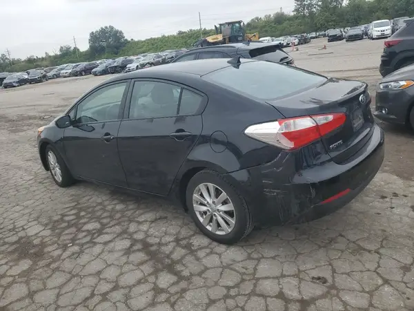 KNAFX4A67G5558227 2016 KIA FORTE - Image 2
