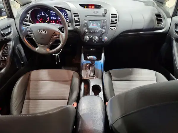 KNAFX4A67G5580325 2016 KIA FORTE - Image 8