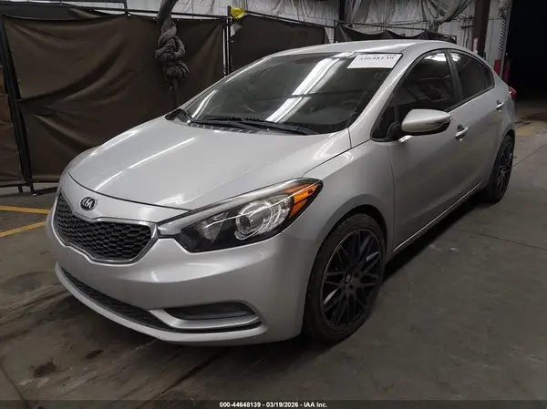 KNAFX4A67G5594886 2016 KIA FORTE - Image 2