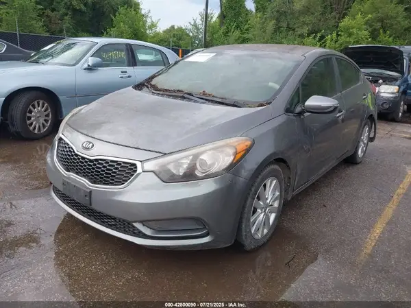 KNAFX4A67G5597691 2016 KIA FORTE - Image 2