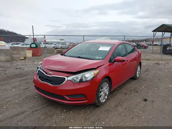 KNAFX4A67G5601741 2016 KIA FORTE - Image 2