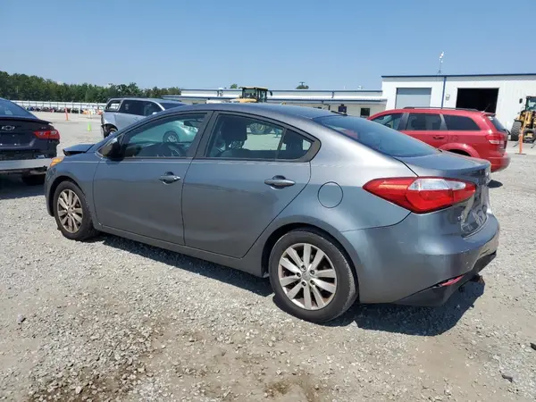 KNAFX4A67G5602422 2016 KIA FORTE - Image 2