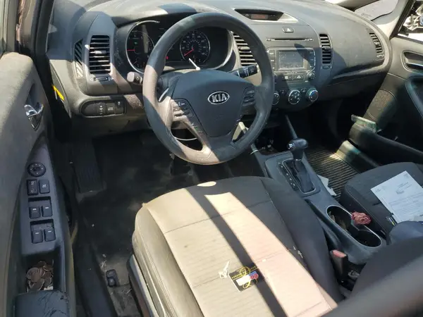 KNAFX4A67G5602422 2016 KIA FORTE - Image 8