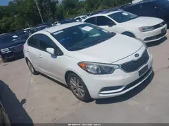 KNAFX4A67G5608012 2016 KIA FORTE