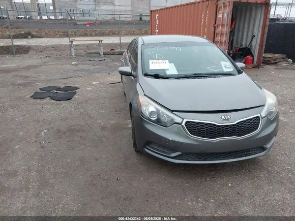 KNAFX4A67G5608513 2016 KIA FORTE - Image 1