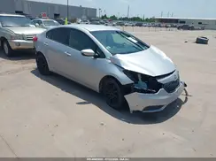 KNAFX4A67G5608625 2016 KIA FORTE