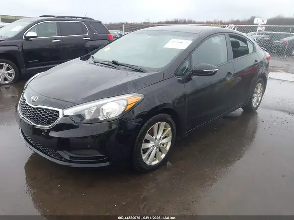 KNAFX4A67G5609855 2016 KIA FORTE - Image 2