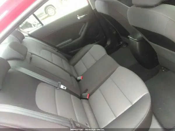 KNAFX4A68G5439117 2016 KIA FORTE - Image 8