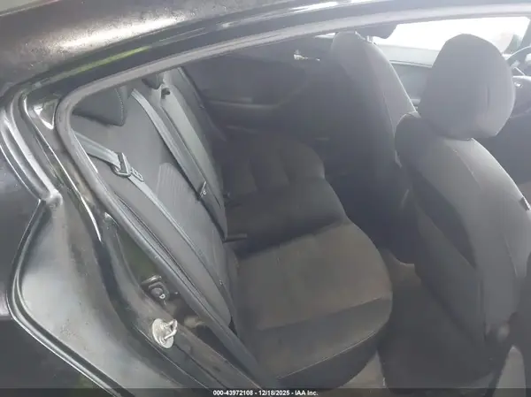 KNAFX4A68G5439473 2016 KIA FORTE - Image 8