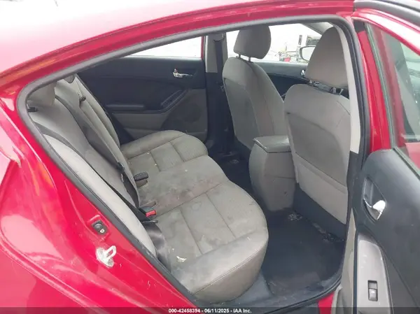 KNAFX4A68G5450313 2016 KIA FORTE - Image 8