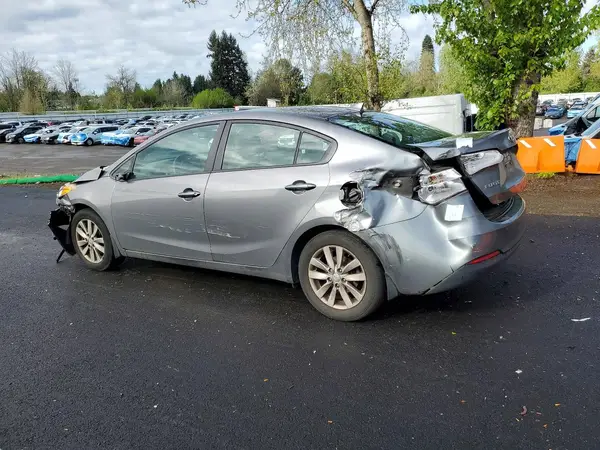 KNAFX4A68G5451543 2016 KIA FORTE - Image 2