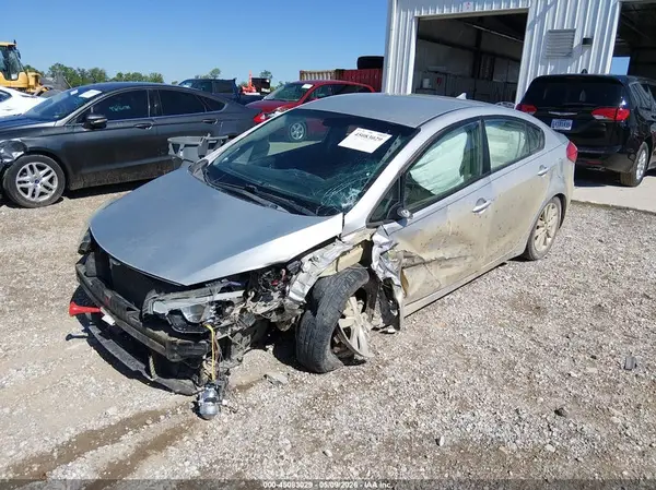 KNAFX4A68G5455012 2016 KIA FORTE - Image 2