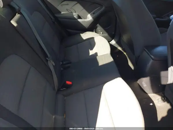 KNAFX4A68G5461540 2016 KIA FORTE - Image 8