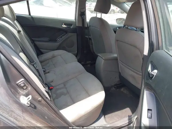 KNAFX4A68G5480413 2016 KIA FORTE - Image 8