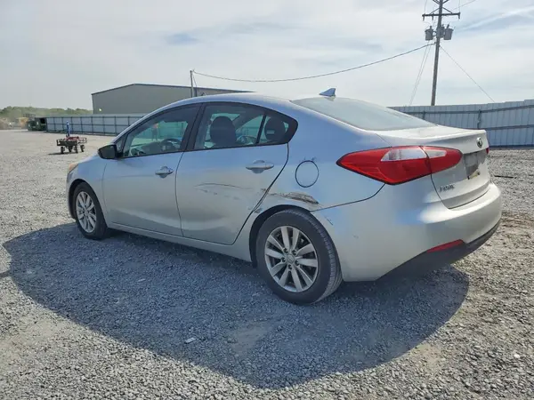 KNAFX4A68G5503205 2016 KIA FORTE - Image 2